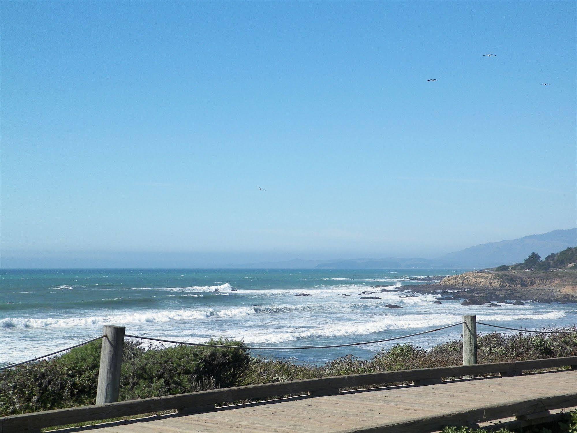 Sea Otter Inn Cambria Bagian luar foto